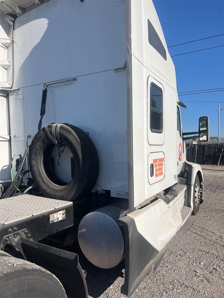 2023 Kenworth T680 1XKYDP9X6PJ224754