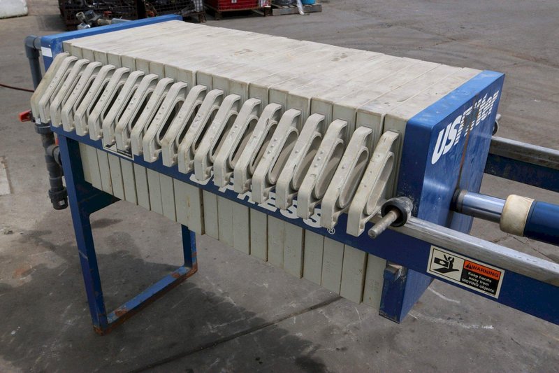 20 PLATE SIEMENS DEWATERING SYSTEMS FILTER PRESS: STOCK #70476
