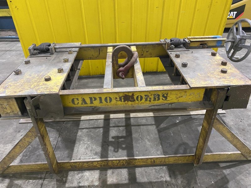 10,000 LBS BUSHMAN ADJUSTABLE SHEET LIFTER: YOBRO #24718