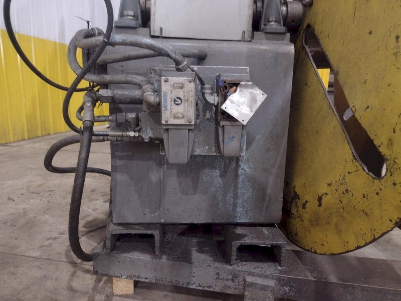 LOOPCO POWERED COIL SCRAP WINDER WITH TRAVERSE: STOCK #22966