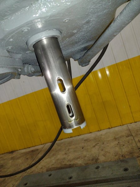 4' X 9" CARLTON 1A RADIAL ARM DRILL. STOCK # 0992325