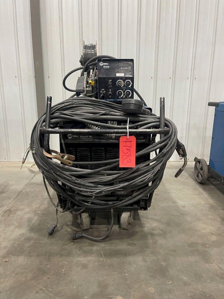 MILLER DELTAWELD 302 ARC WELDER USED