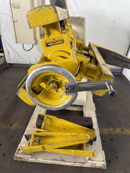 5,000 LB X 24" COOPER WEYMOUTH PETERSON UNCOILER. STOCK # 0235225.