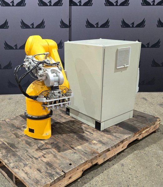 STAUBLI TX90 ROBOT ARM WITH CABINET – NO TEACH PENDANT USED