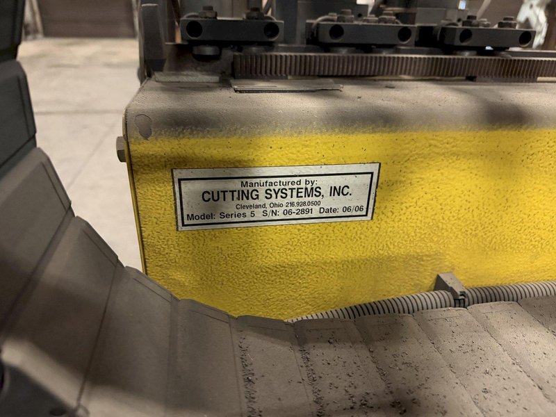 102"/120" X 360" CUTTING SYSTEMS/HYPERTHERM HPR-260 PLASMA CUTTING TABLE. STOCK # 1086826