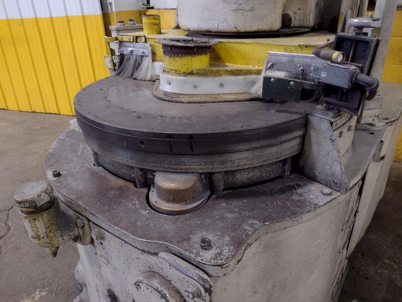 16" BLANCHARD MODEL #16A AUTOMATIC VERTICAL ROTARY SURFACE GRINDER: STOCK #17525