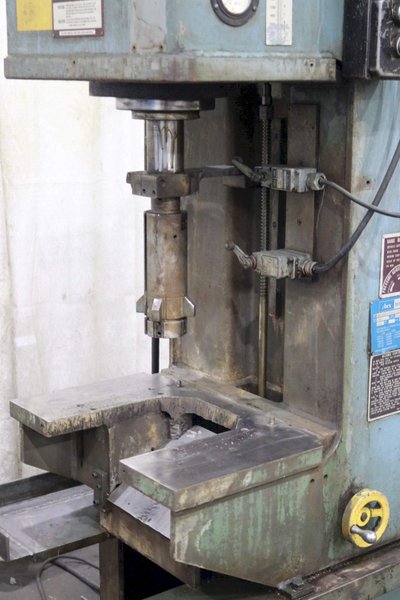 10 TON DENISON HYDRAULIC C FRAME PRESS: STOCK 69803