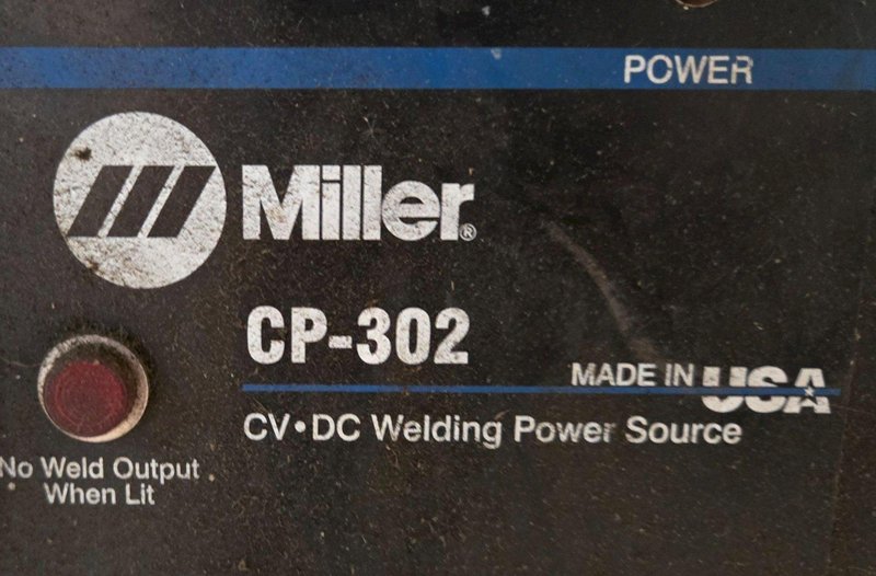 MILLER CP-302 MIG WELDERWITH 60 SERIES 24V WIRE FEEDER USED