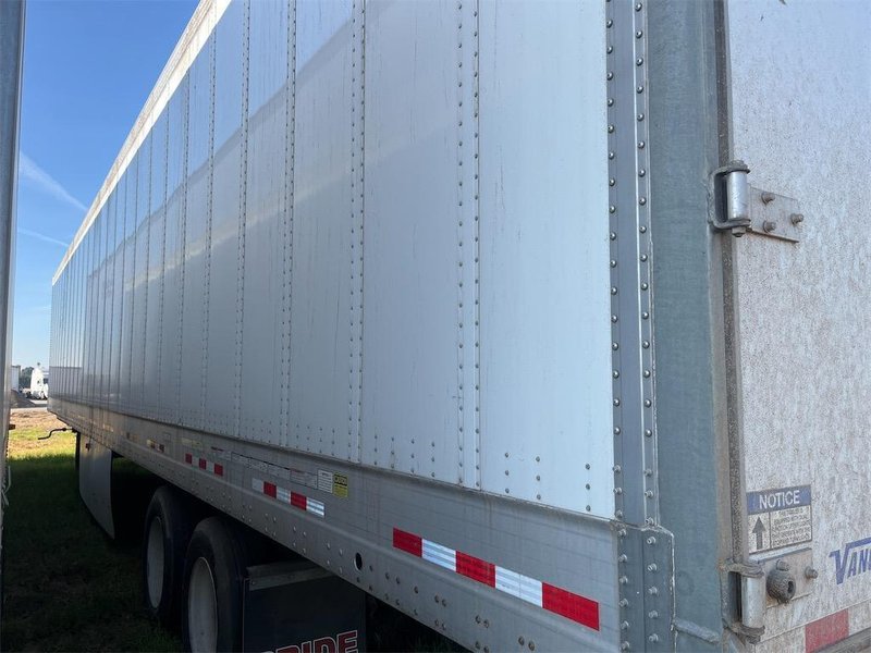 2021 Vanguard 53 x 102 5V8VC5329MT109887