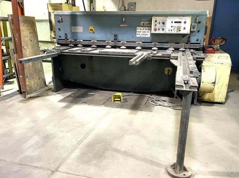 1986 AMADA M-2060 | Shears, Power Squaring (In)