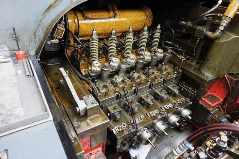 1" Sakamura Model BPF- 540 5 Die Cold Former