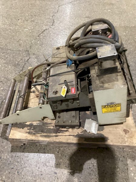 COOPER WEYMOUTH PETERSON 18B COIL STRAIGHTENER 18IN 0.093IN USED
