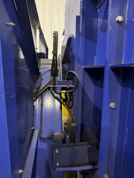 3750 LBS x 96" X 96" PREMIER MODEL #FS-WIDEBODY HYDRAULIC CLAMP &amp; ROTATE PALLET FLIPPER: YOBRO #24597