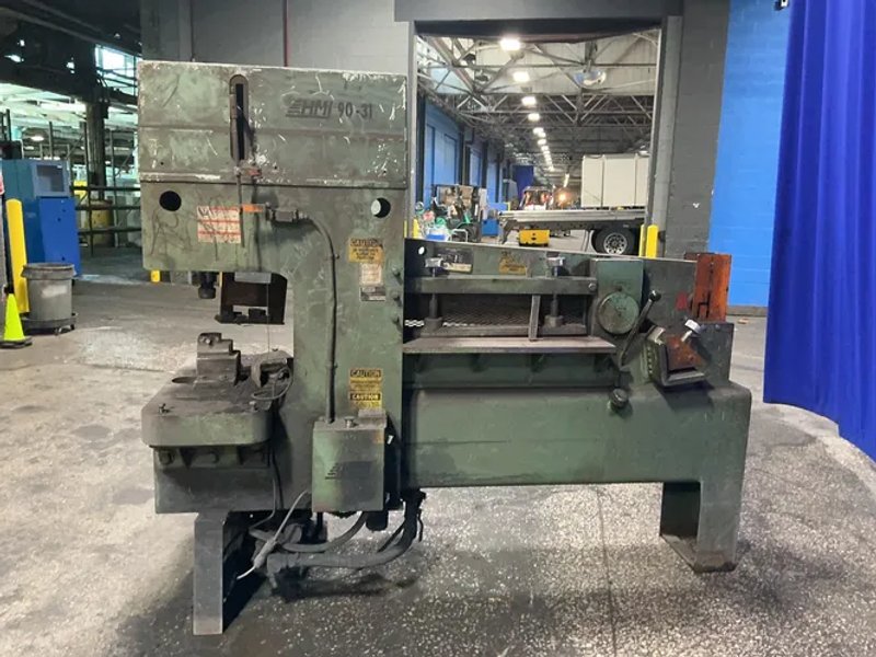 Hmi 17” X 39” Ironworker - 90-31