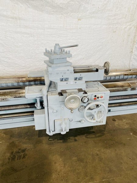 44" X 396" TOS MODEL #SU100 HEAVY DUTY ENGINE LATHE. STOCK # 0848121