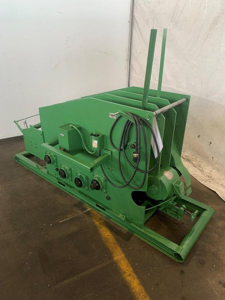 4,000 LB X 16" DURANT 4816CO MOTORIZED COIL CRADLE. STOCK # 0957623