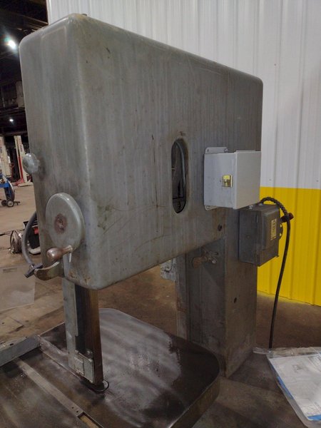 18" GROB MODEL #NS18 VERTICAL BAND SAW: STOCK #19796