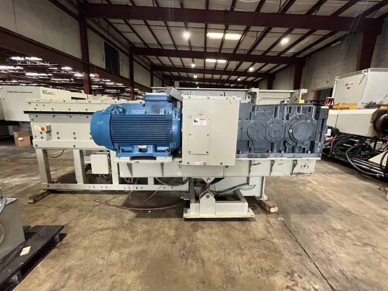 52" Wide Republic Single Shaft Shredder, Model RZL52-200-S-15-3-80-D, 200hp
