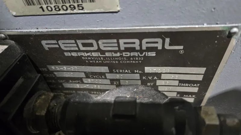 BERKLEY DAVIS RA-3-36 WELDER 440V 50 KVA 36″ THROAT USED