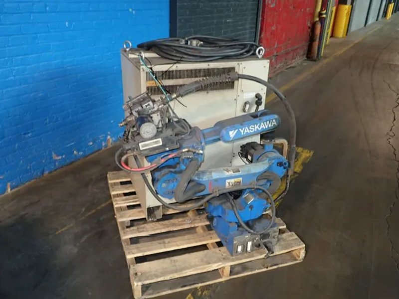 Yaskawa Motoman    Robot  - Mh6