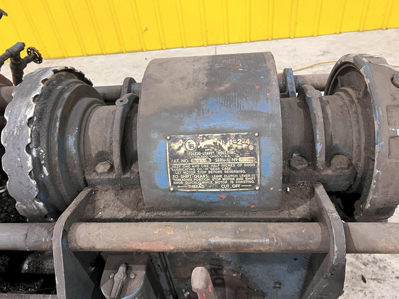 4" TOLEDO BEAVER MODEL #1-2-4 PIPE &amp; TUBE THREADER: STOCK 21684