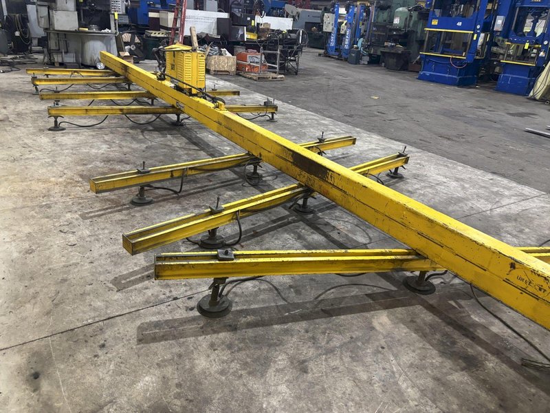 3,000 LBS ACCO MODEL #X7600-38-7-12-21-B8M VAC-O-LIFT VACUUM SHEET LIFTER: STOCK #11235