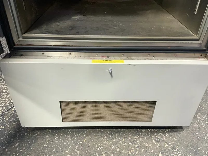 Cincinnati Sub-zero Products 38”x38”x38” Chamber Temperature Chamber - Zh-32-2-h/ac