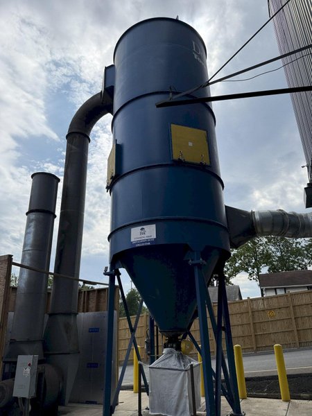 Torit Donaldson RF model 276 round pulse dust collector s/n 14252385 rated at 20,000 cfm, with Max-pe 100 hp motor with Yaskawa soft start, Chicago blower and pulse blower and controls