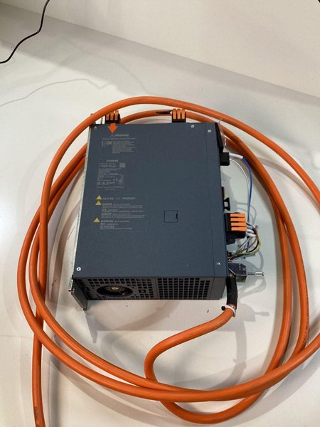 SIEMENS 6SL3210-5HE13-5UF0 Servo Drive USED