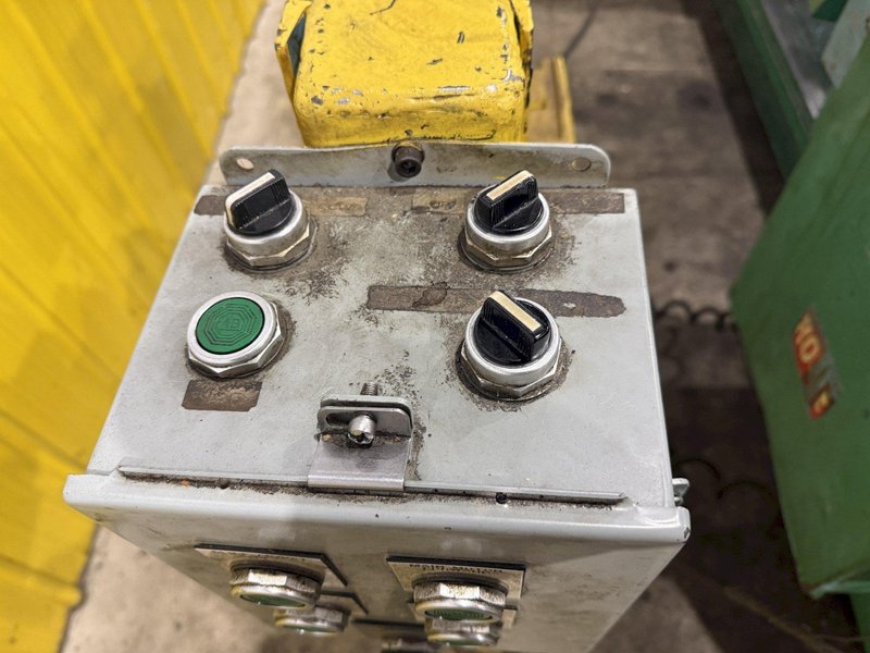 10,000 LBS X 24" X .105" ROWE ENTRY SERVO FEED LINE, COIL CAR, REEL, STRAIGHTENER, INDRAMAT SERVO FEED: YOBRO #24518