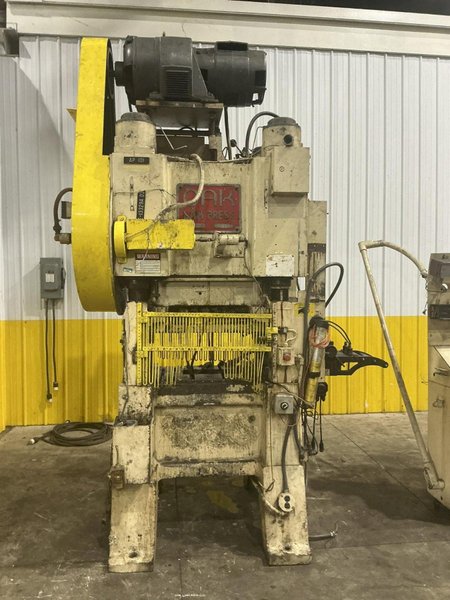 60 TON OAK MODEL #30-LP-60-604 STRAIGHT SIDE PRESS, STROKE 2", 80-240 SPM: YOBRO #26050