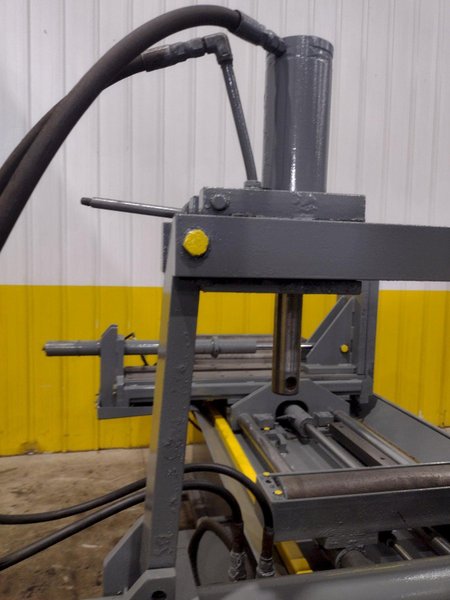 18" X 27" HYDMECH MODEL #S25-A HORIZONTAL SWIVEL MITER AUTOMATIC BAND SAW: YOBRO #25047