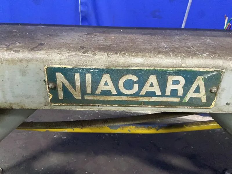 Niagara 36" Plate Bending Rolls - 340