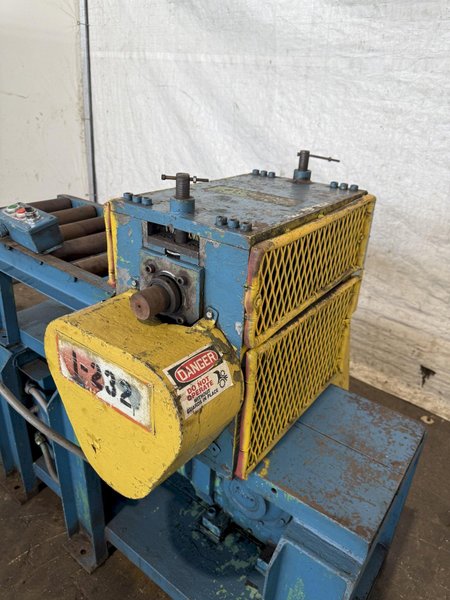 16" WIDE X 4.5" ROLL DIAMETER FRANKLIN HYDRAULIC PINCH FEED ROLL. STOCK # 0666325