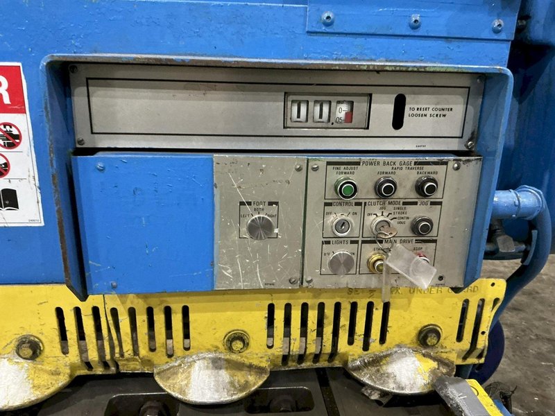 10' x 1/4" CINCINNATI MODEL #2CC10 MECHANICAL POWER SHEAR: