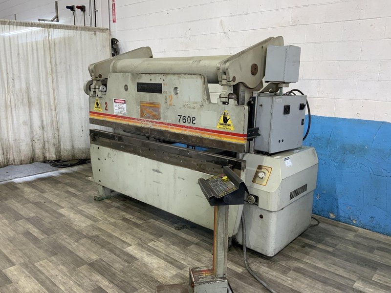 60 TON X 8' ACCURPRESS ADVANTAGE HYDRAULIC PRESS BRAKE: STOCK #81386