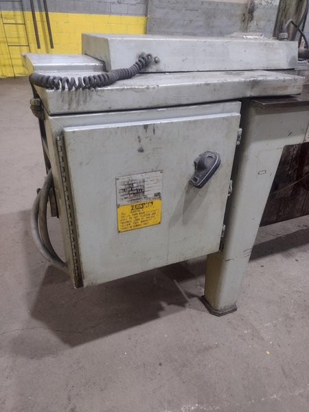 18" X 20" ARMSTRONG MARVEL SERIES 8 MARK 1 VERTICAL BAND SAW: STOCK #11225