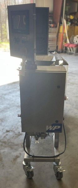 (B) WEIGHPACK Complete Set: Zippy Bagger R-L, Primolinear Scale V-5 2L/3P, Infeed Conveyor, Floor Hopper