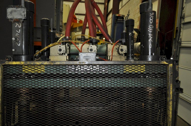 60 TON AIR RAM CUT-OFF PRESS WITH ADJUSTABLE TILT BASE