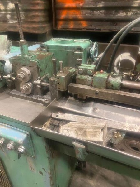 1/4" Shuster Model 1AVS-5 Wire Straightener and Cutoff Machine