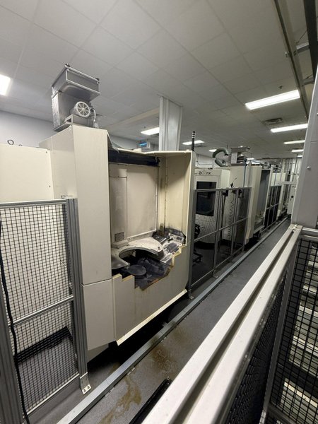 2014 Used Makino MMC2 with (3) Makino a61nx - 30 Station Pallet Pool FMS For Sale