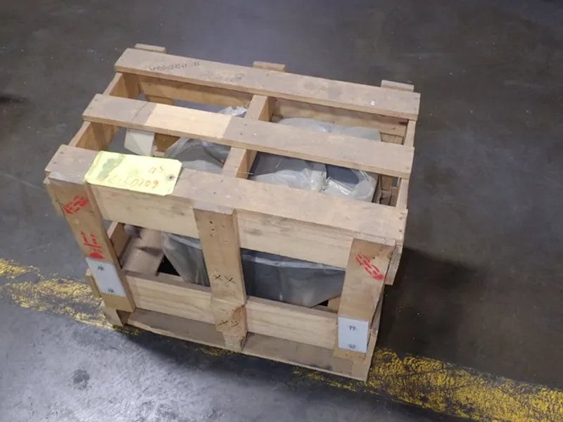 Yaskawa  Ac Spindle Motor  - Uaaska-11cz3