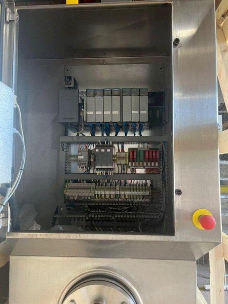 Tetra Pak Hoyer KF 2000 XC Continuous Ice Cream Freezer, 2003