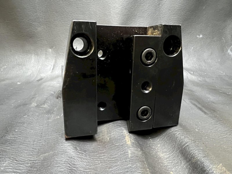 Global CNC BMT85-8311B 1-1/4" OD Turning Tool Holder BMT85 100x100 BHP