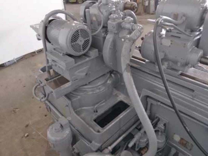 14" X 72" CINCINNATI UNIVERSAL CYLINDRICAL GRINDER. STOCK # 0743522.