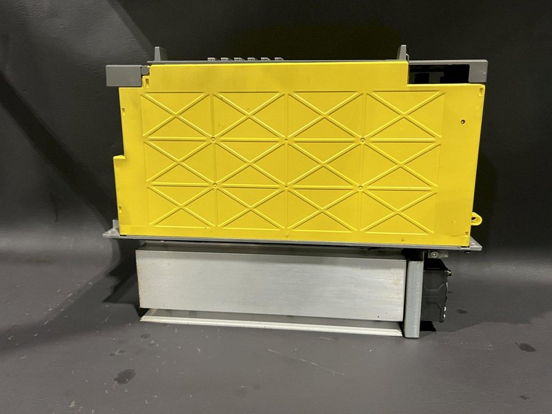 Fanuc Spindle Amplifier A06B-6111-H011#H550 A20B-2100-0800/08D TESTED