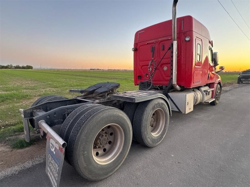 2020 Freightliner Cascadia 1FUJHHDV3LLLC1684