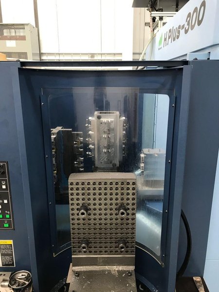Matsuura H.Plus-300 PC5 300mm HMC, 2018 – 15k RPM, Full 4th, New Spindle, Under Power