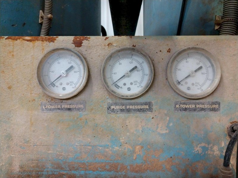 HANKISON COMPRESSED DRY AIR SYSTEM: STOCK #13343