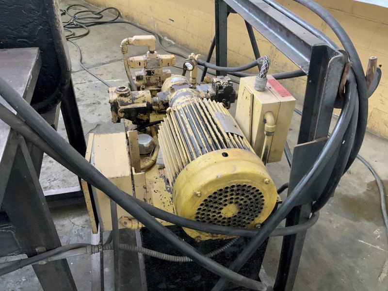 80 TON FABRILINE MODEL FP-80 HYDRAULIC C-FRAME FLANGE PUNCH: STOCK #81508